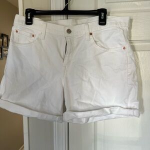 GAP White Rolled Cuff Denim Shorts-Never worn, Women size 31/12